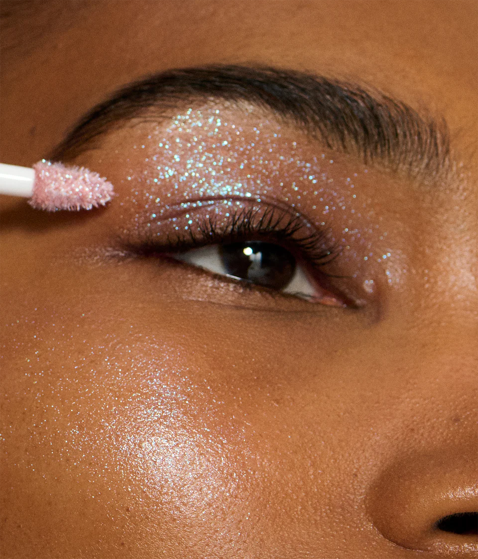 Pre-order: r.e.m beauty | starlet lustrous liquid eyeshadow