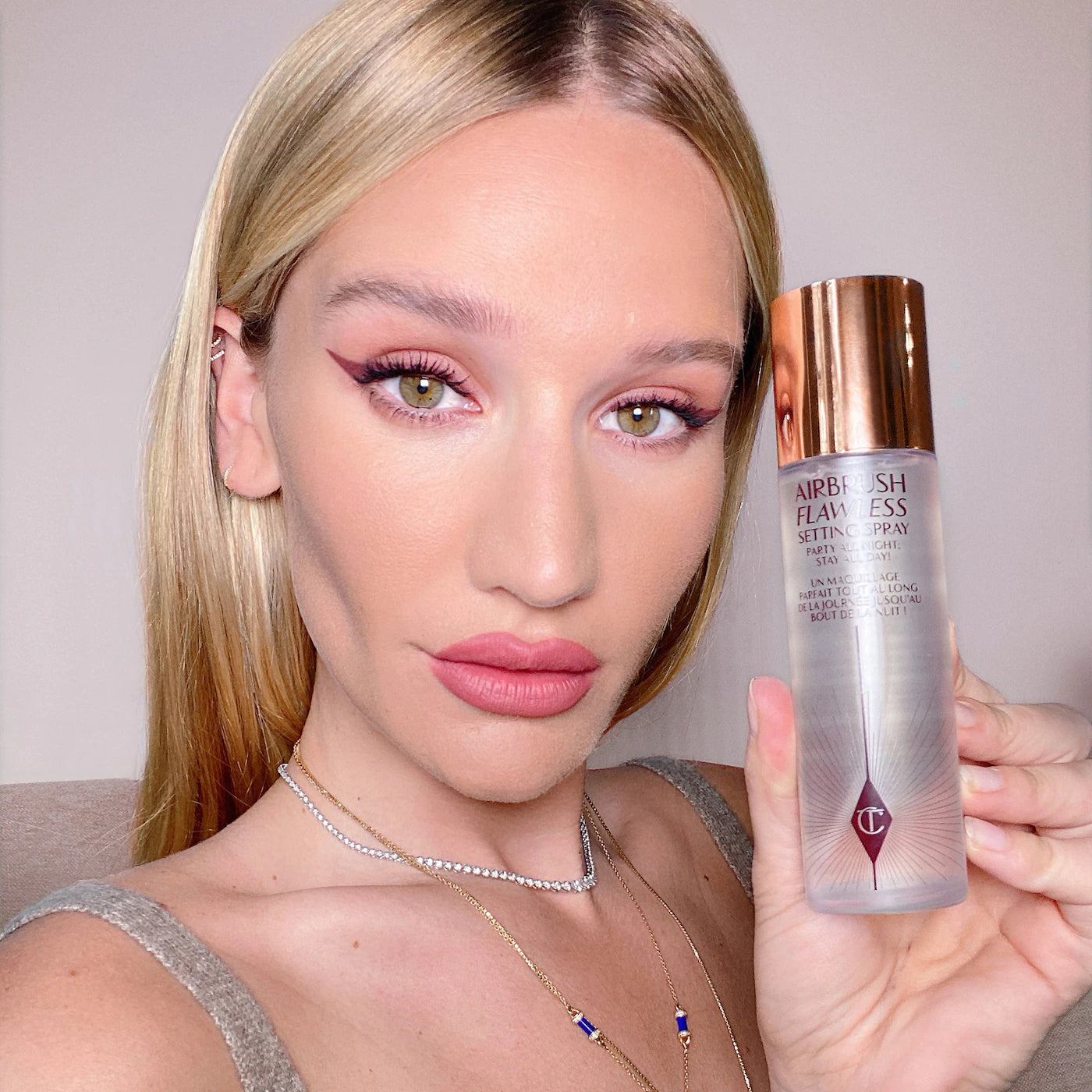 Pre orden: Charlotte Tilbury | Airbrush Flawless Setting Spray