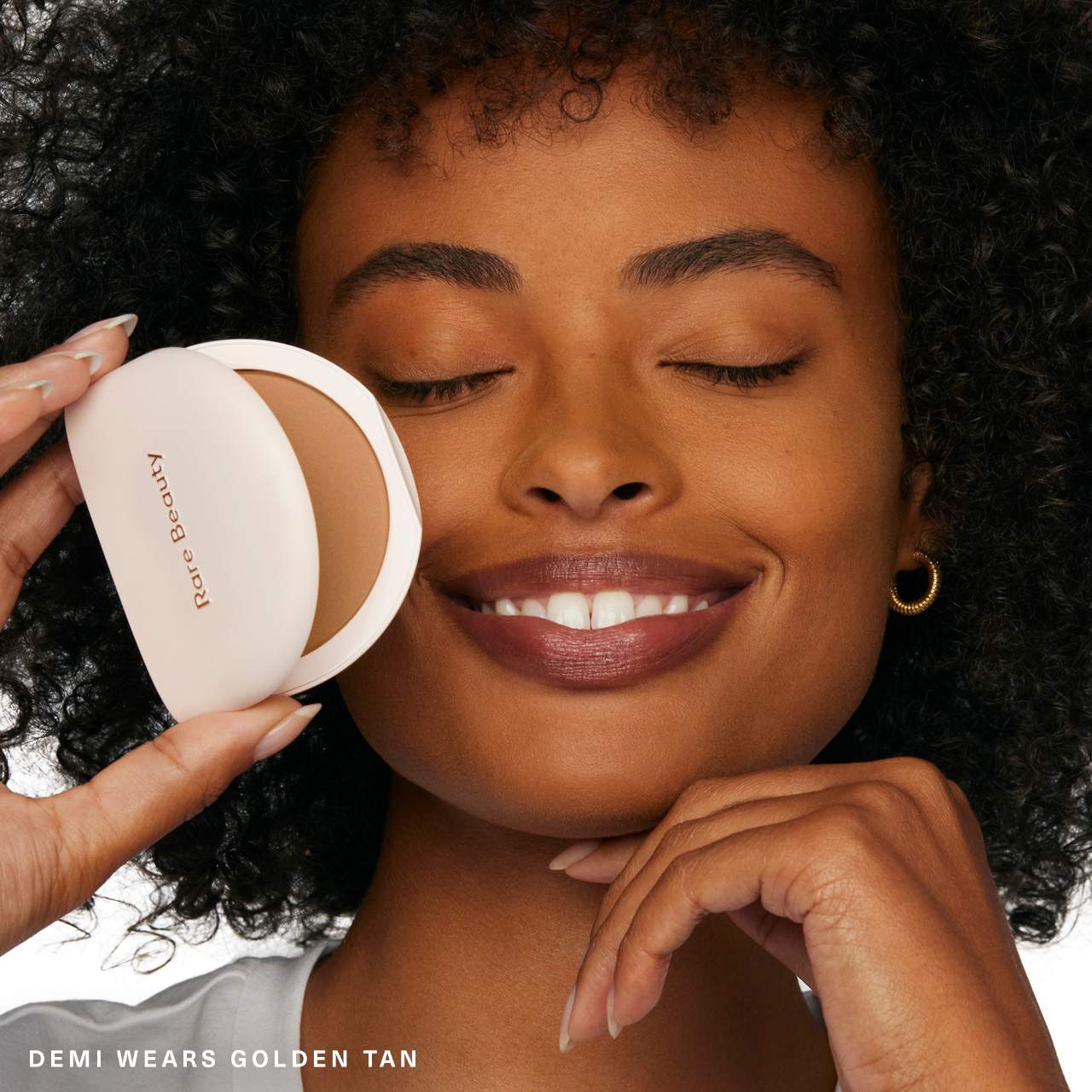 Pre orden: Rare Beauty by Selena Gomez | True to Myself Tinted Pressed Talc-Free Finishing Powder