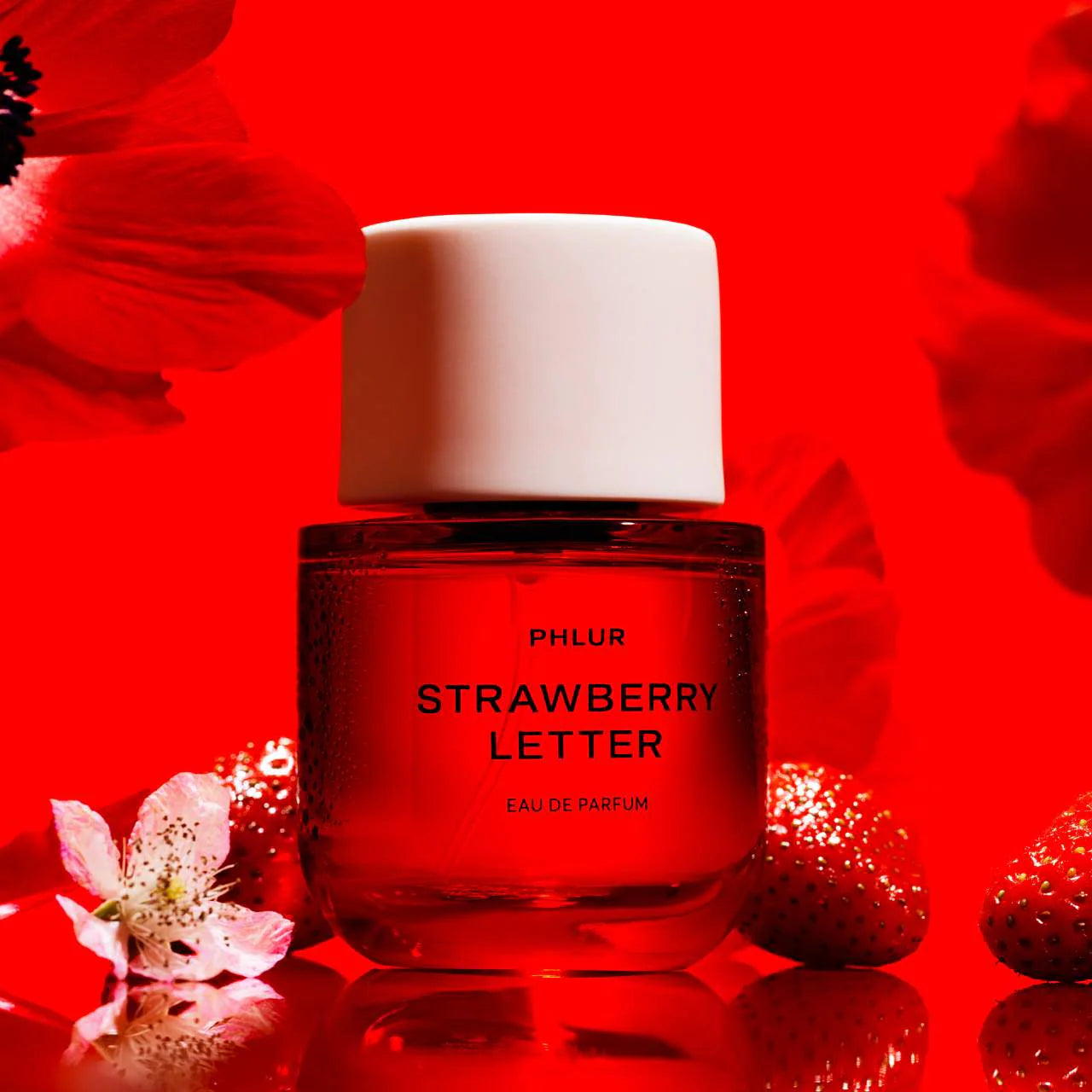 Pre orden: PHLUR | Strawberry Letter Eau de Parfum