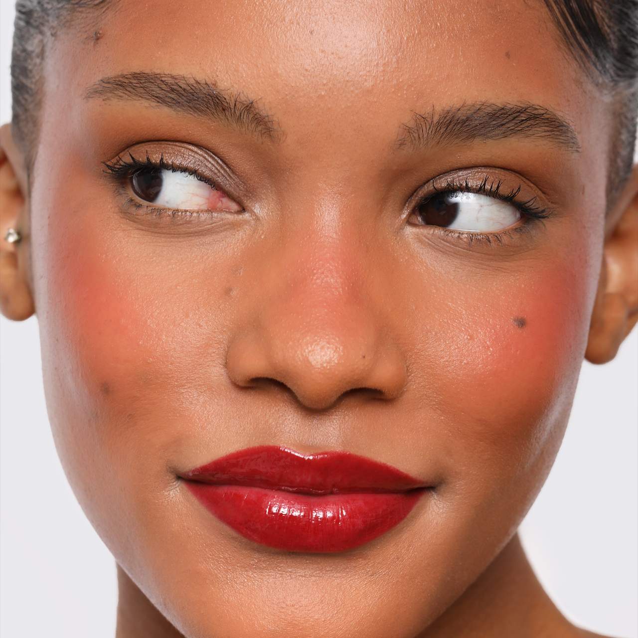 Pre orden: REFY | Lip Gloss with Hyaluronic Acid