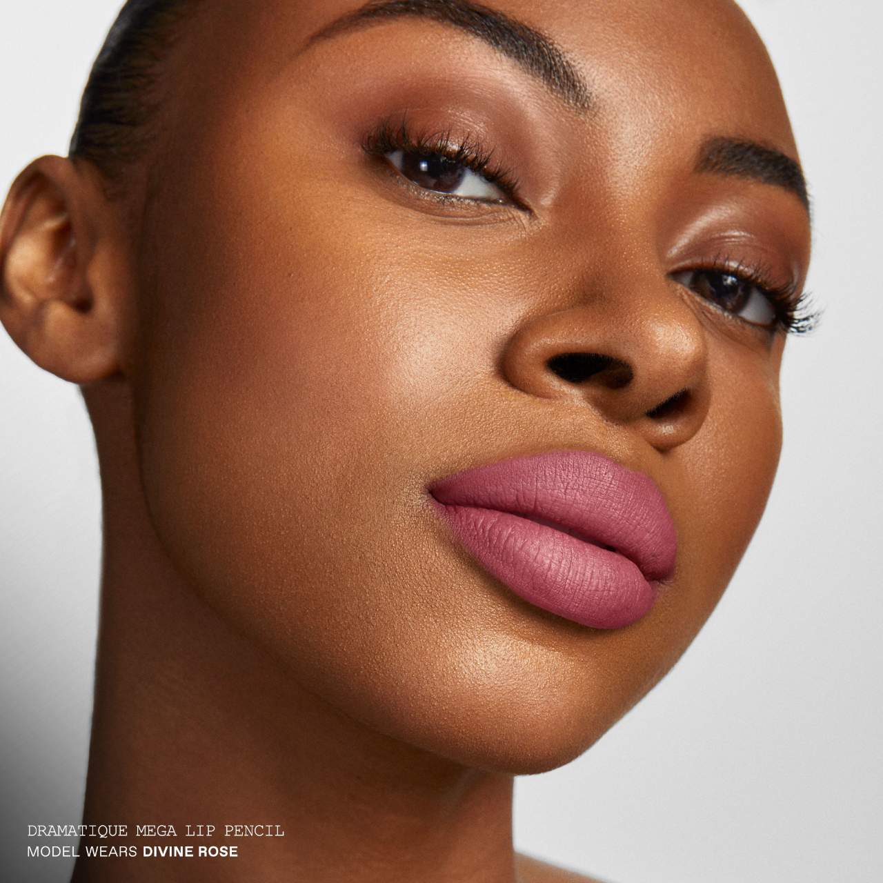 Pre orden: PAT McGRATH LABS | Mini Dramatique Mega Lip Pencil Set | Divine Rose + Mauvemoiselle - warm mauve rose + cool mauve plum