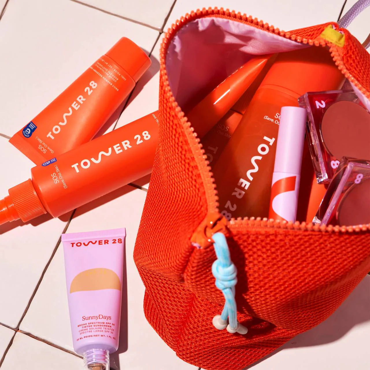 Pre orden: Tower 28 | Beauty SOS (Store. Our. Stuff) Makeup Bag