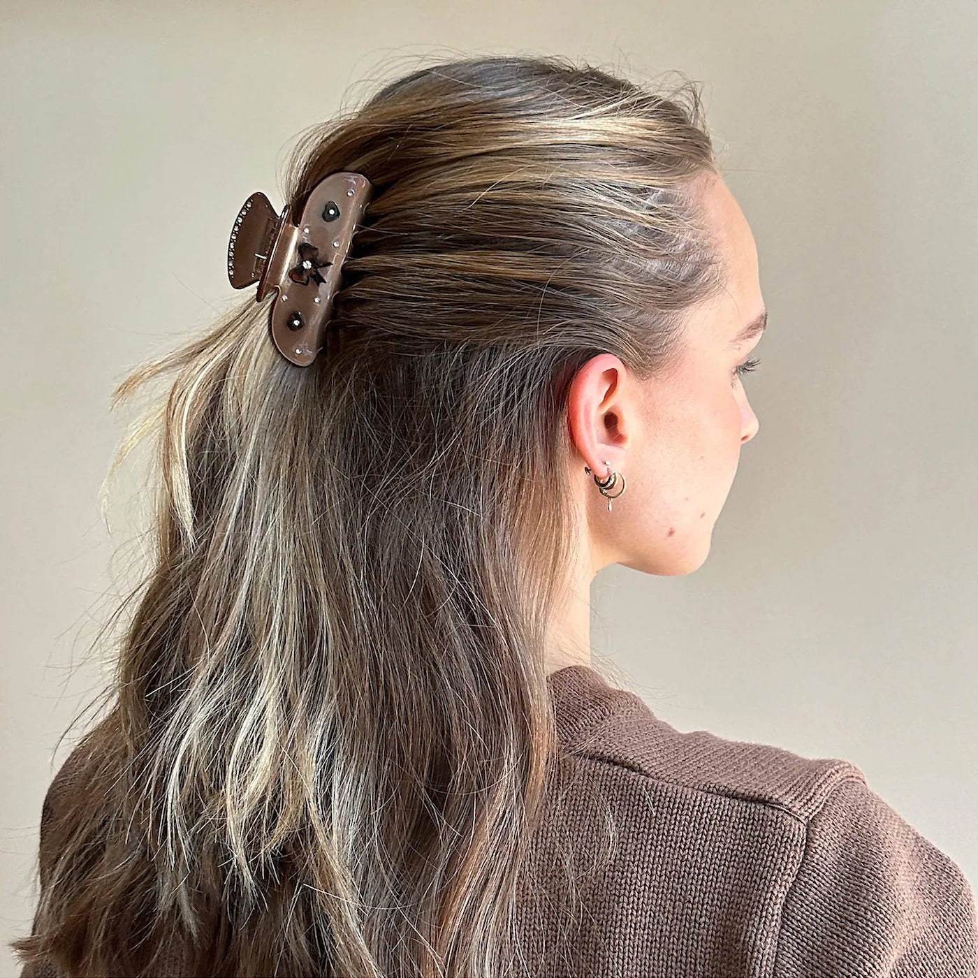 Pre-orden: Emi Jay | Sweetheart Hair Claw Clip in Cocoa Cashmere