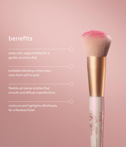 Pre-orden: r.e.m. beauty x Wicked | For Good Cherry Blossom Blush Brush