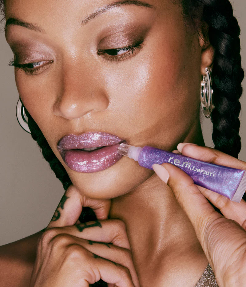 Pre-orden: r.e.m. beauty | plumping lip gloss