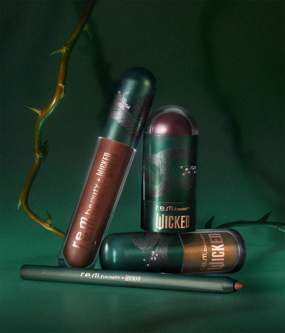 Pre-orden: r.e.m. beauty x Wicked | For Good Elphaba Makeup Set