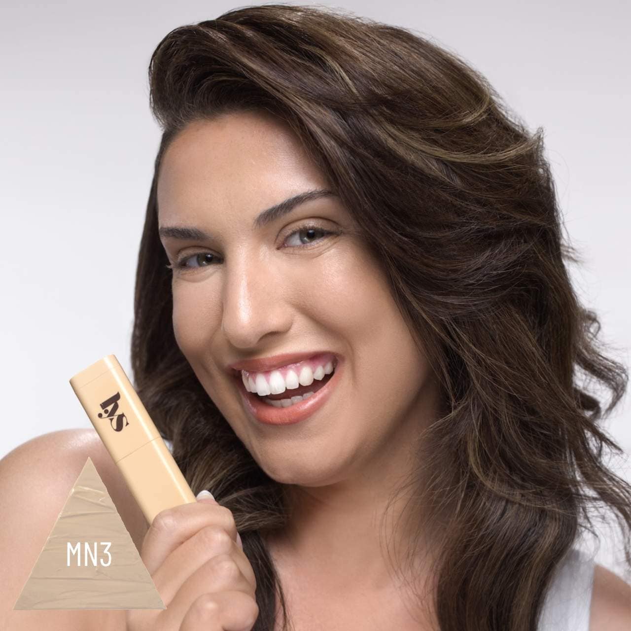 Pre-orden: LYS Beauty | Triple Fix Blurring and Hydrating Skin Tint Foundation Stick