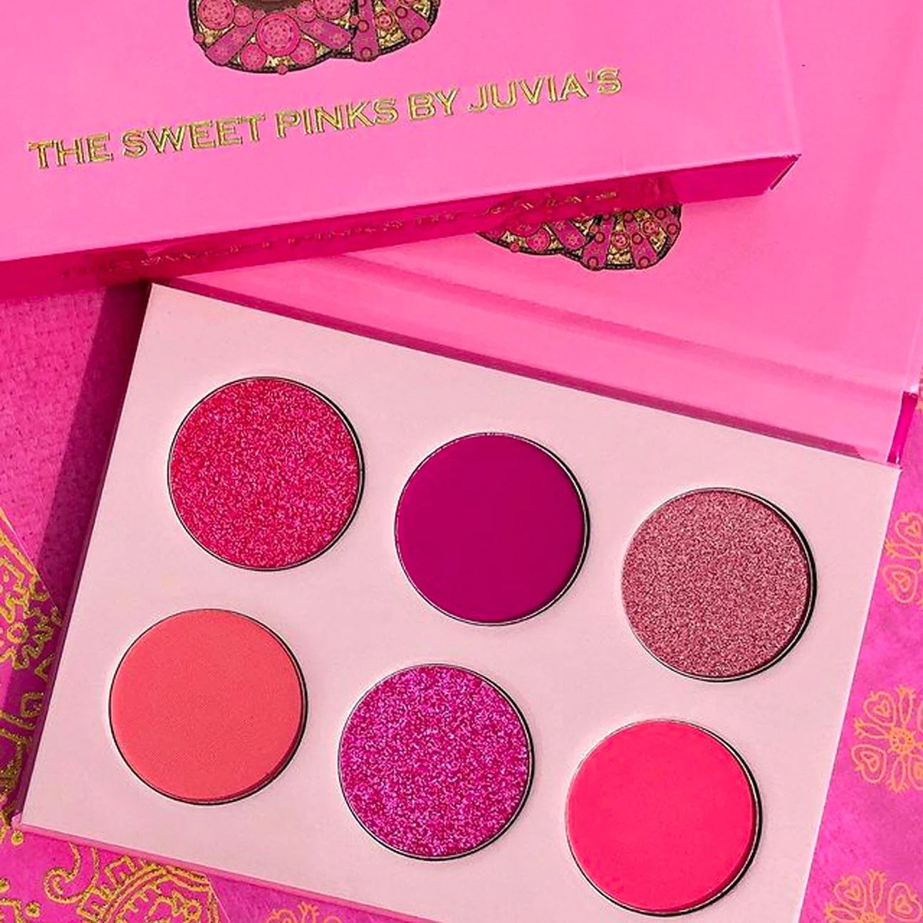 Juvias Place | Eyeshadow Palette | The Sweet Pinks