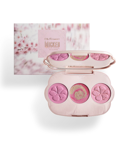 Pre-orden: r.e.m. beauty x Wicked | For Good Cherry Blossom Blush Palette