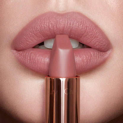 Pre Venta: Charlotte Tilbury | Matte Revolution Hydrating Lipstick