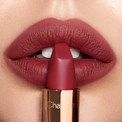 Pre Venta: Charlotte Tilbury | Matte Revolution Hydrating Lipstick