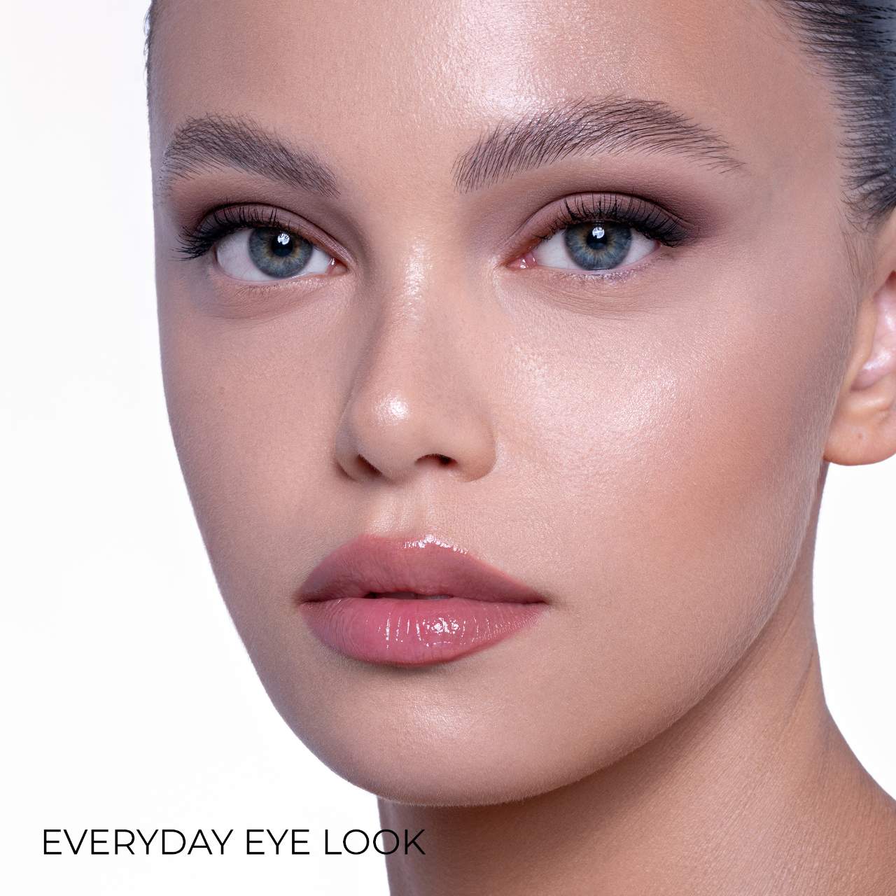 NATASHA DENONA  Mini Eye Sculpt Eyeshadow Palette (Paleta de Sombras para Ojos con Tonos Neutros) | Pre-orden