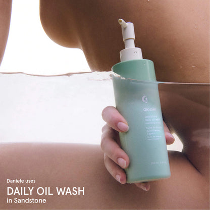 Pre-orden: Glossier | Nourishing Daily Oil Wash