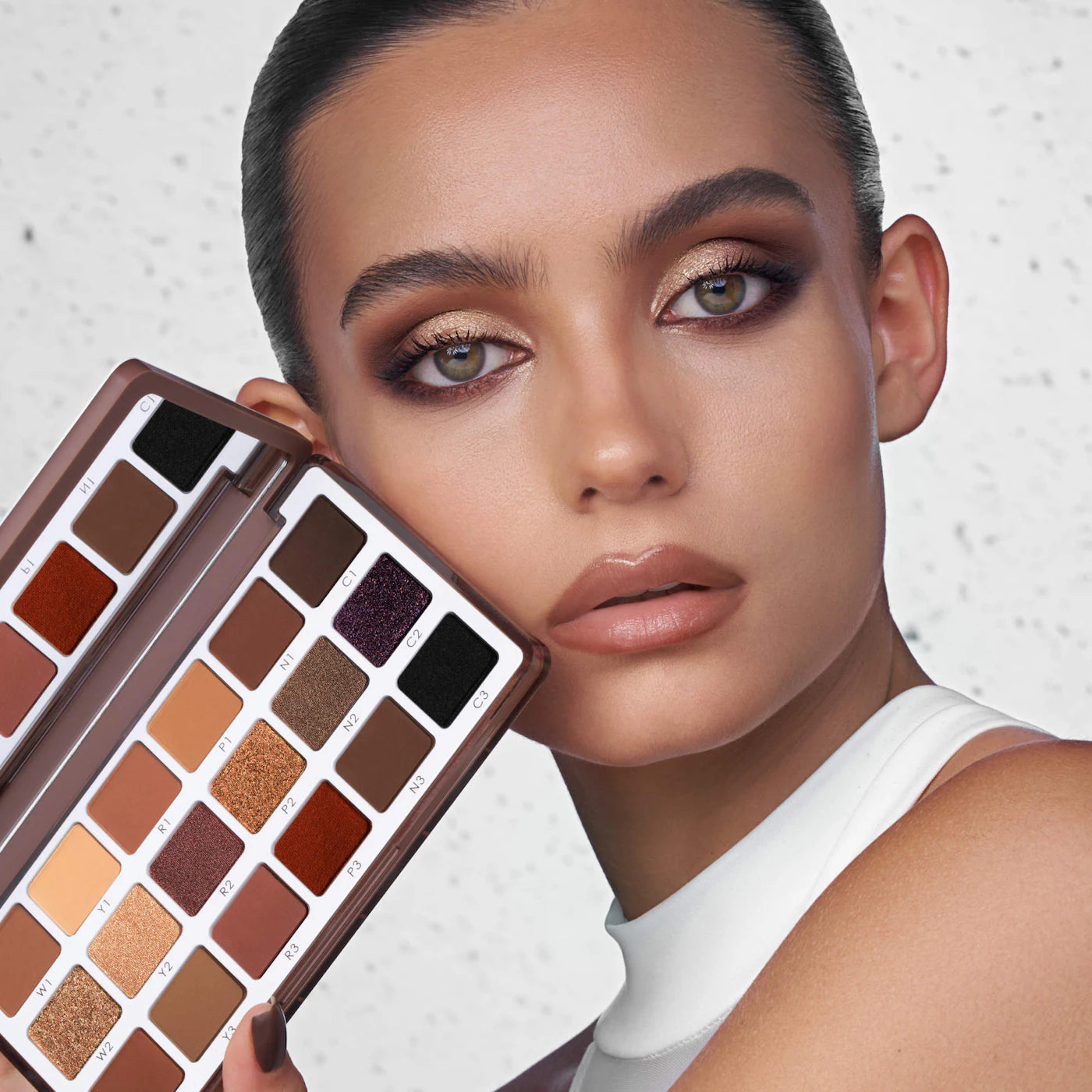 Pre-orden: NATASHA DENONA | Eye Sculpt Texture & Tone Eyeshadow Palette | Dramatic