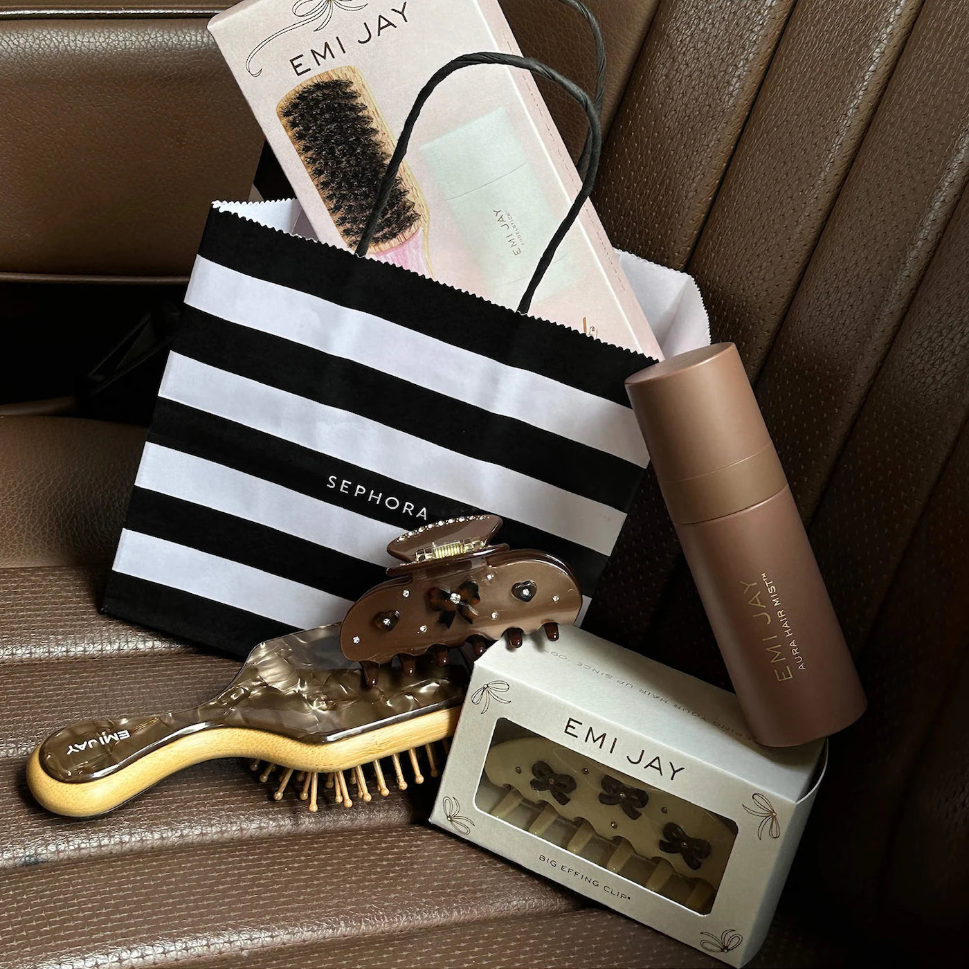 Pre-orden: Emi Jay | Sweetheart Hair Claw Clip in Cocoa Cashmere