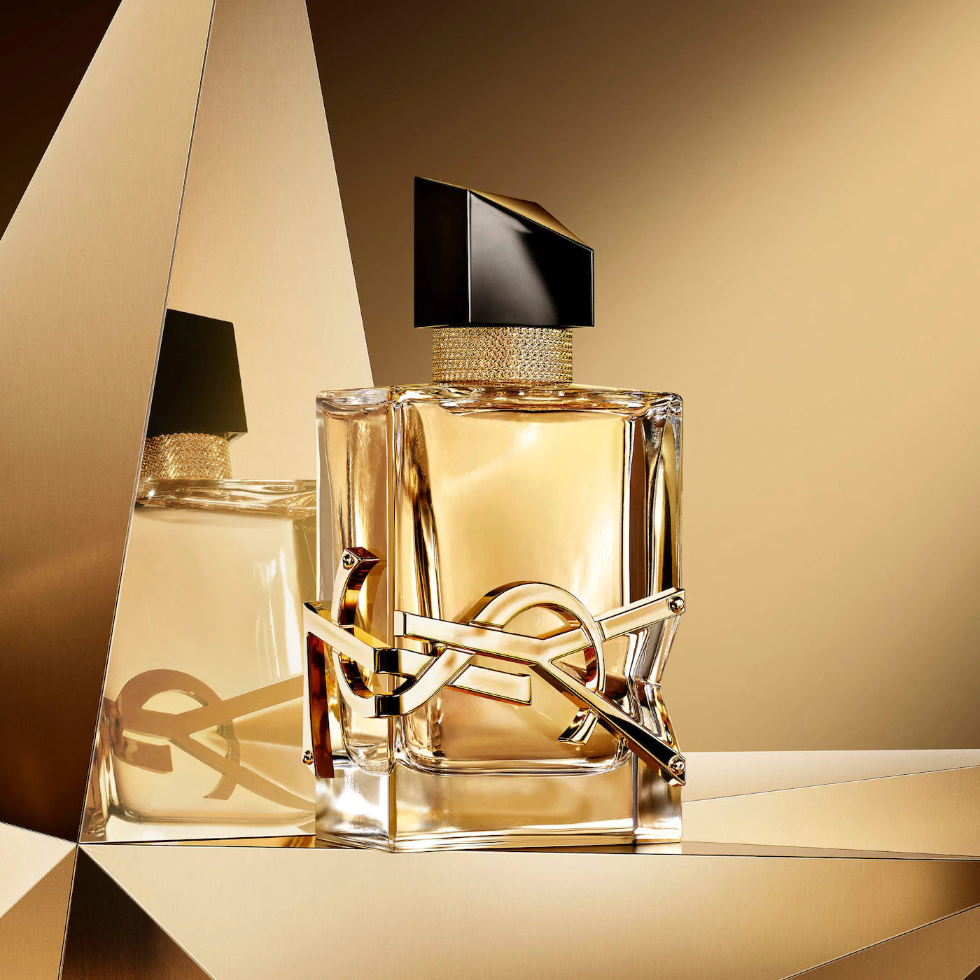 Pre-orden:  Yves Saint Laurent | Libre Eau de Parfum Deluxe Trio Gift Set