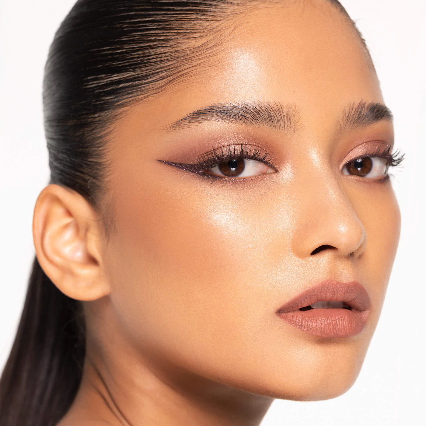 Pre-orden: PAT McGRATH LABS | GILDED NIRVANA: MEGA EYE SHADOW PALETTE