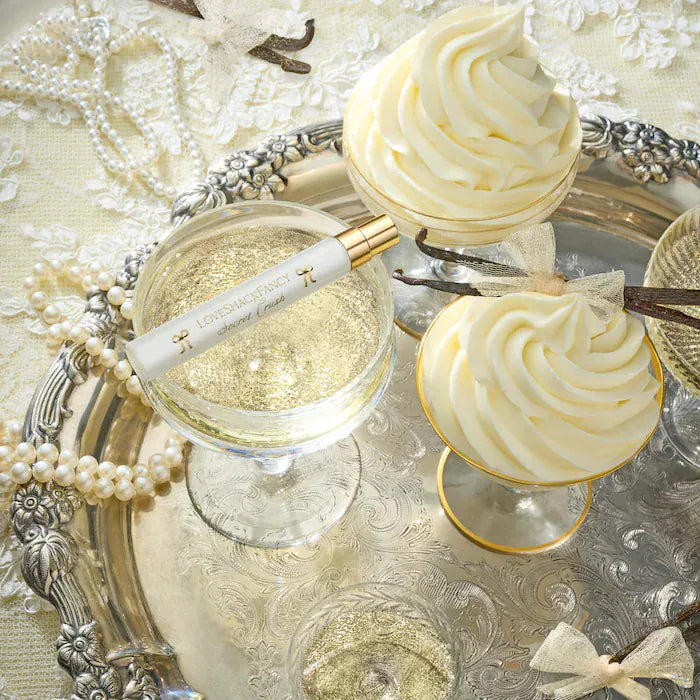 Sephora Favorites | Love at First Scent Travel Spray Sampler Set w/ Redeemable Voucher (Set de Perfumes en Spray de Viaje Love at First Scent) | Pre-orden