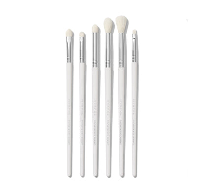 Madison Beer Channel Surfing Eye Brush Set