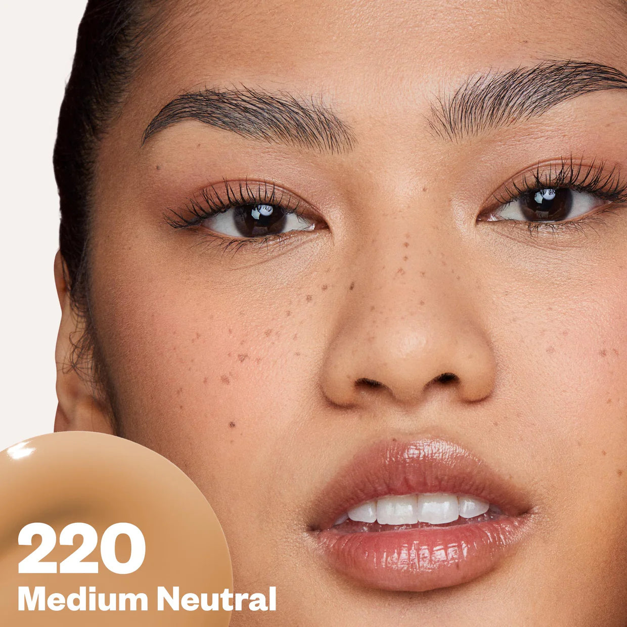 Medium Neutral 220 - Medium with neutral cool undertones