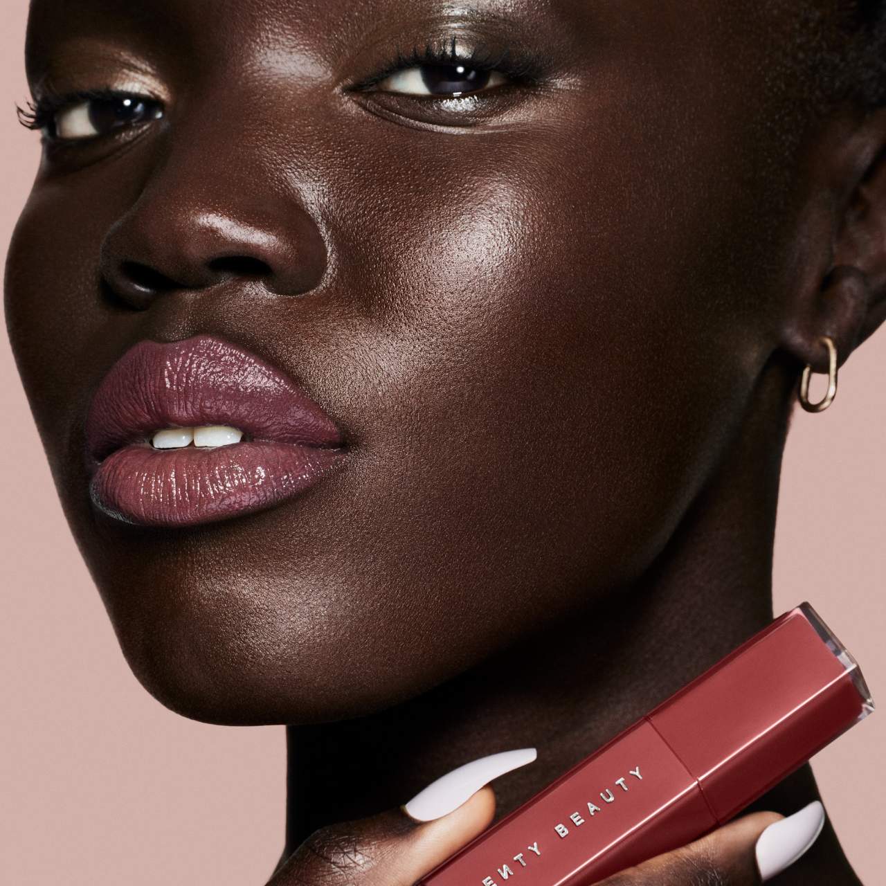 Pre orden: Fenty Beauty by Rihanna | Gloss Bomb Stix High-Shine Gloss Stick - Imagen 4