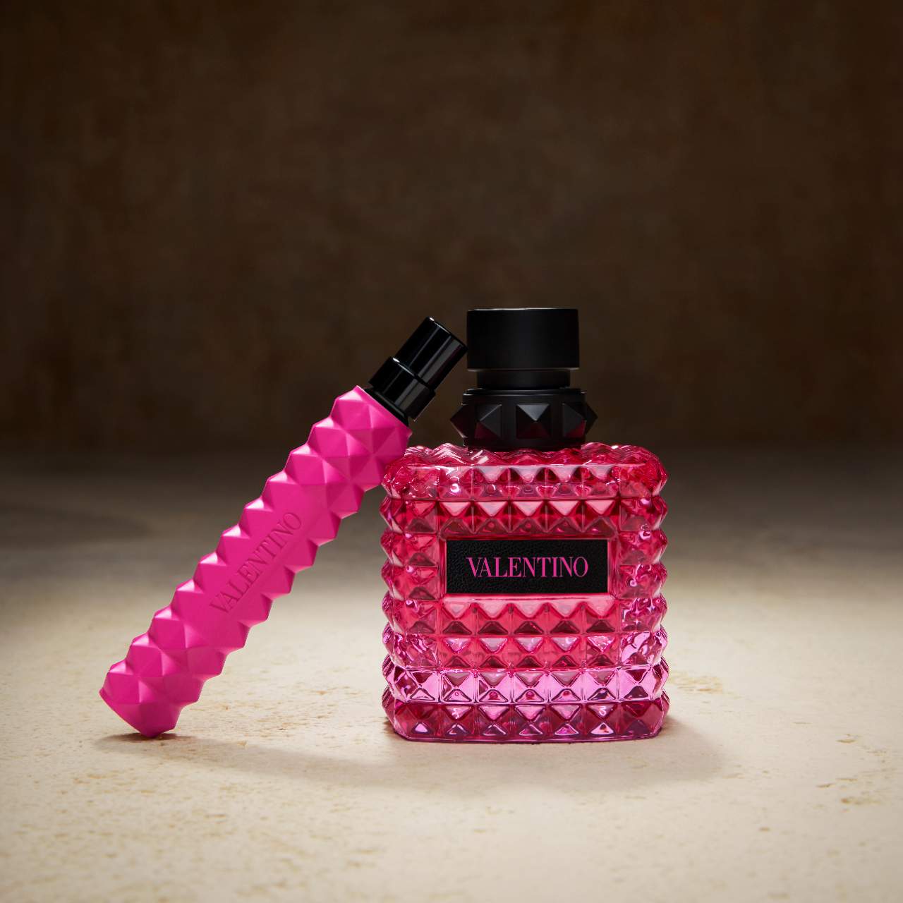 Pre orden: Valentino | Donna Born in Roma Extradose Parfum - Imagen 5