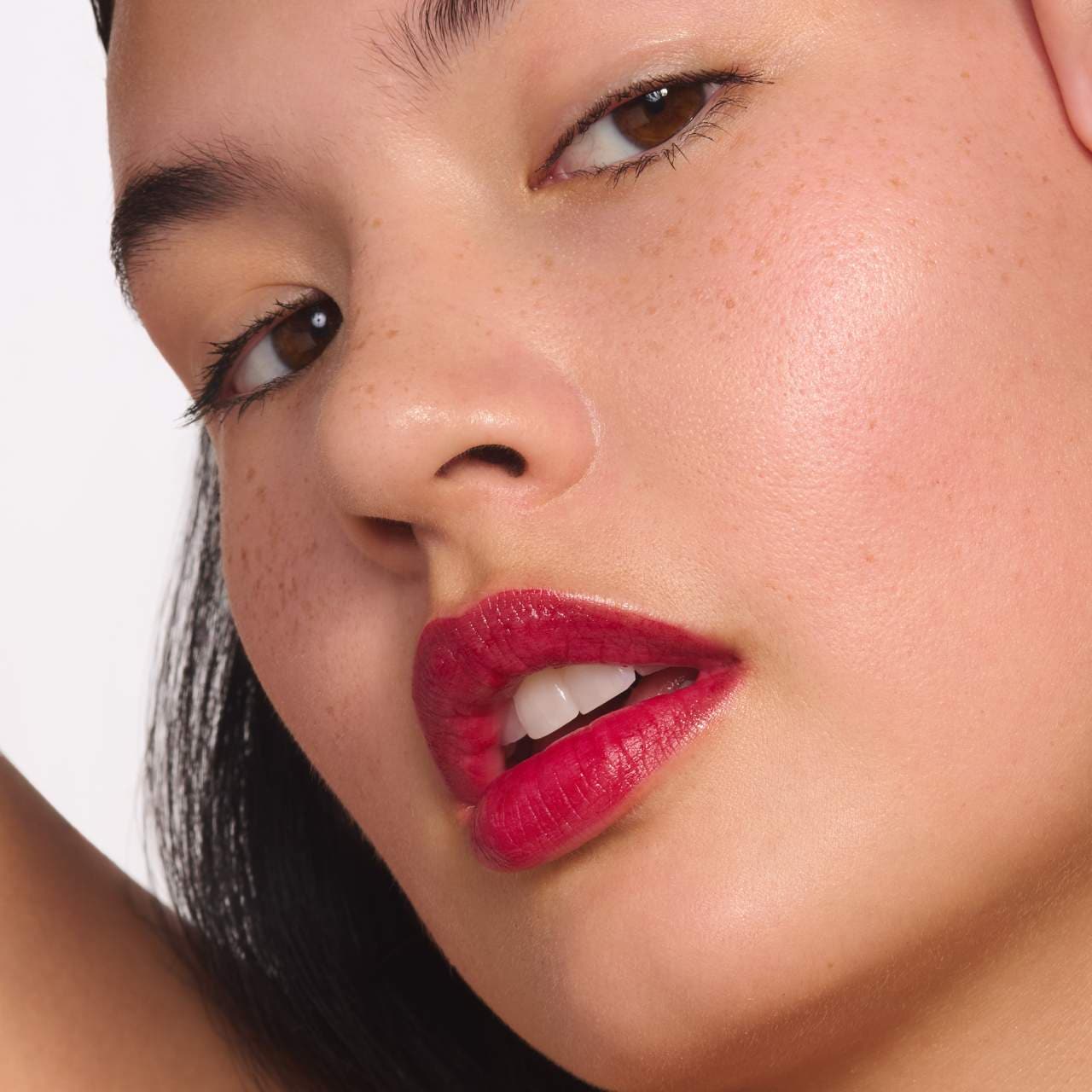 Pre orden: Clarins | Hydrating Water Lip Stain Kiss-Proof & Matte Finish - Imagen 6